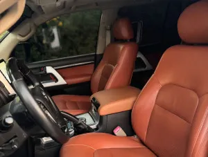 2009 تويوتا لاند كروزر