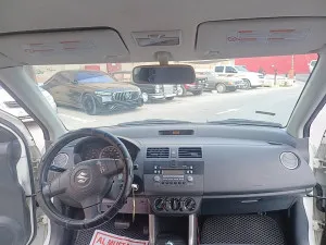 2011 Suzuki Swift