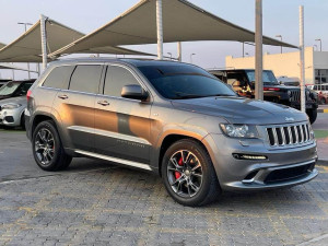 2012 Jeep Grand Cherokee in dubai