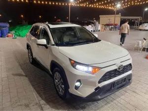 2020 تويوتا راف ٤