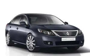2014 Renault Latitude in dubai