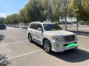 2008 Toyota Land Cruiser in dubai