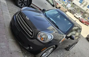 2016 Mini Countryman in dubai