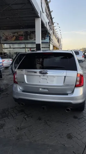 2013 فورد ايدج