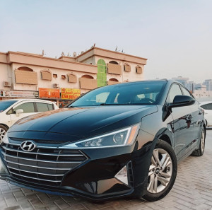 2019 Hyundai Elentra in dubai