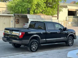 2016 Nissan Titan