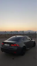 2016 لكزس أي أس-أف
