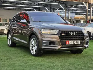 2016 Audi Q7 in dubai