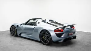 2015 بورش 918 سبايدر
