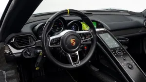 2015 بورش 918 سبايدر