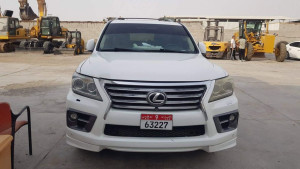 2014 Lexus LX in dubai