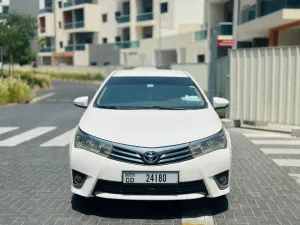 2015 تويوتا كورولا in dubai