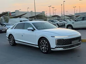 2023 هيونداي تراجيت