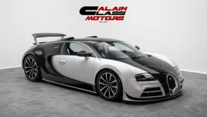 2006 Bugatti Veyron in dubai