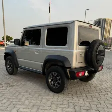 2023 سوزوكي جمني