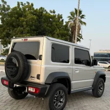 2023 سوزوكي جمني