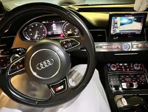 2015 اودي اس ٨