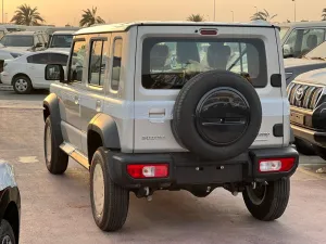 2024 سوزوكي جمني