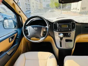 2016 Hyundai H1