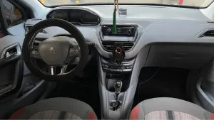 2013 Peugeot 208
