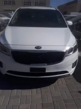 2017 Kia Sedona in dubai