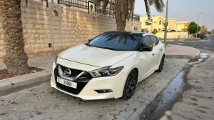 2017 Nissan Maxima in dubai
