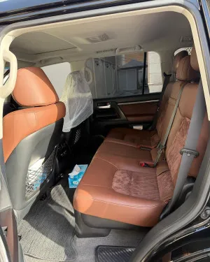 2020 Toyota Land Cruiser