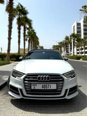 2017 اودي اس ٣ in dubai