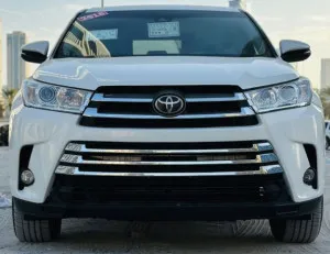 2018 Toyota Highlander in dubai