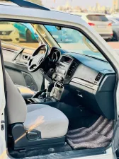 2014 Mitsubishi Pajero