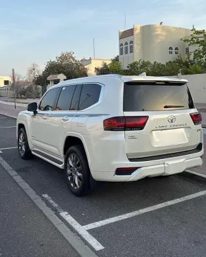 2023 Toyota Land Cruiser