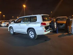 2008 تويوتا لاند كروزر