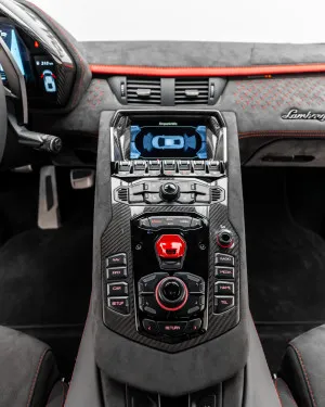 2022 Lamborghini Aventador