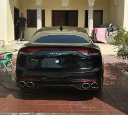 2023 كيا ستينجر