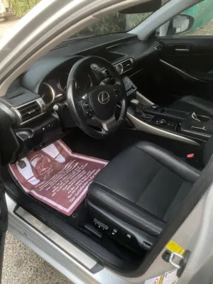 2014 لكزس اي اس