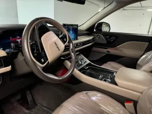 2021 لينكولن آفياتور