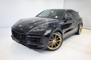 2022 Porsche Cayenne in dubai