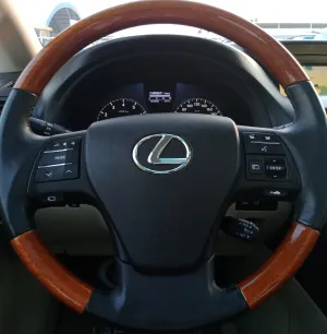 2010 لكزس ار اكس 350