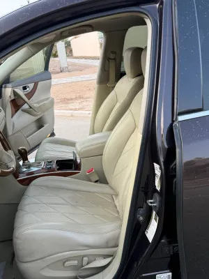 2013 Infiniti FX37