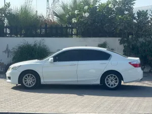 2013 هوندا أكورد