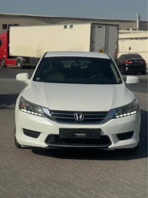 2013 هوندا أكورد