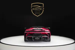 2025 فيراري اسف اف 90