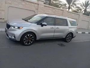 2022 Kia Carnival in dubai