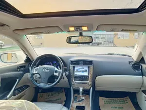 2011 Lexus IS