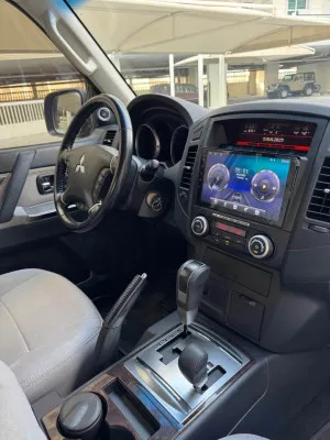 2014 Mitsubishi Pajero