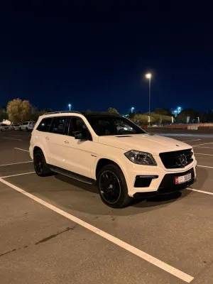 2015 Mercedes-Benz GL in dubai