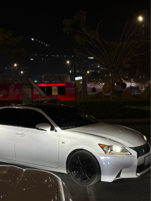 2015 Lexus GS in dubai