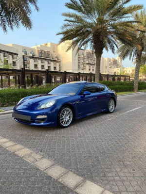 2011 Porsche Panamera in dubai