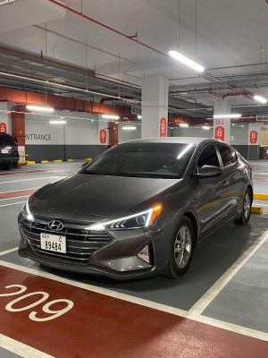 2020 Hyundai Elentra in dubai