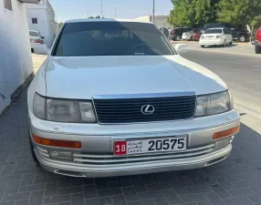 1993 لكزس آل آس ٤٠٠ in dubai